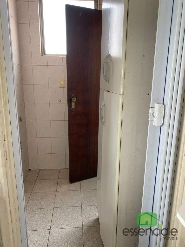 Apartamento à venda com 3 quartos, 76m² - Foto 5