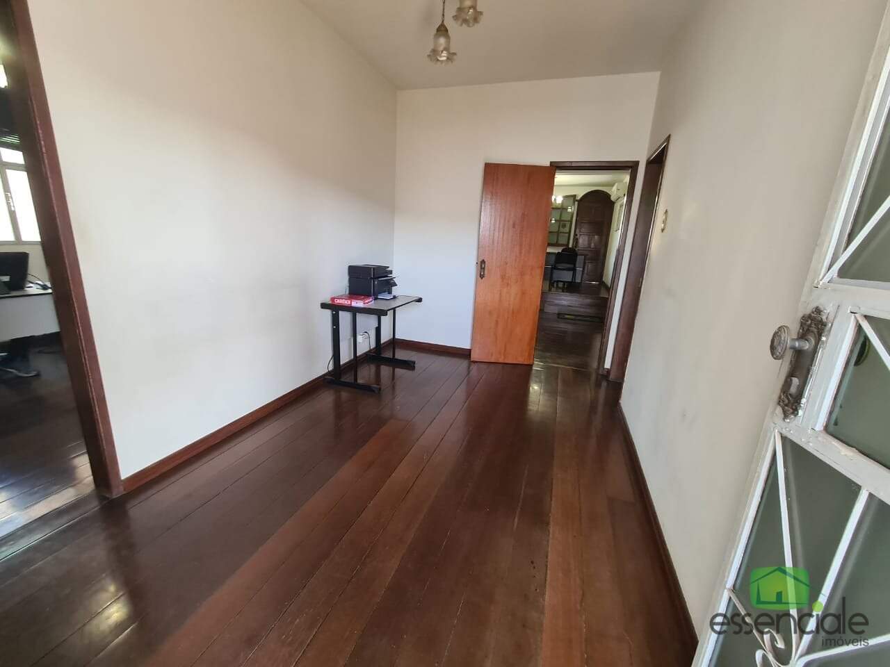 Casa à venda com 4 quartos, 500m² - Foto 9