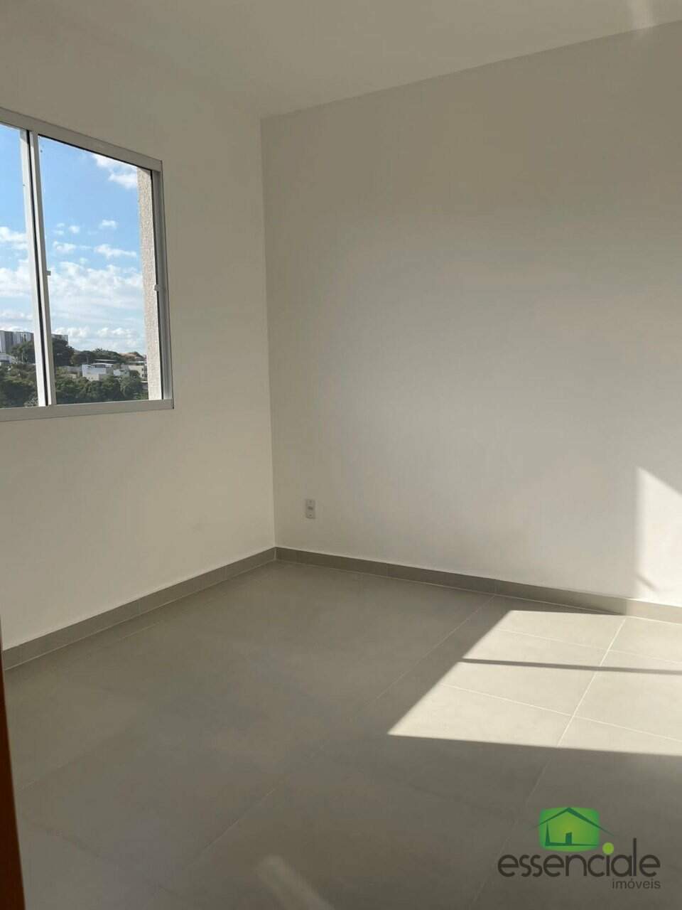 Apartamento à venda com 2 quartos, 47m² - Foto 11