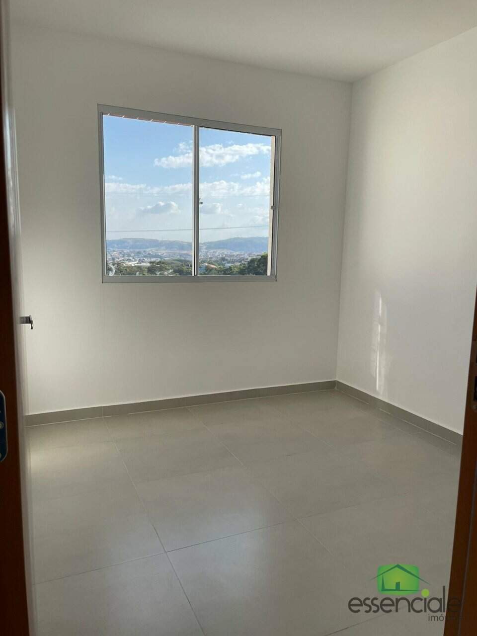 Apartamento à venda com 2 quartos, 47m² - Foto 12