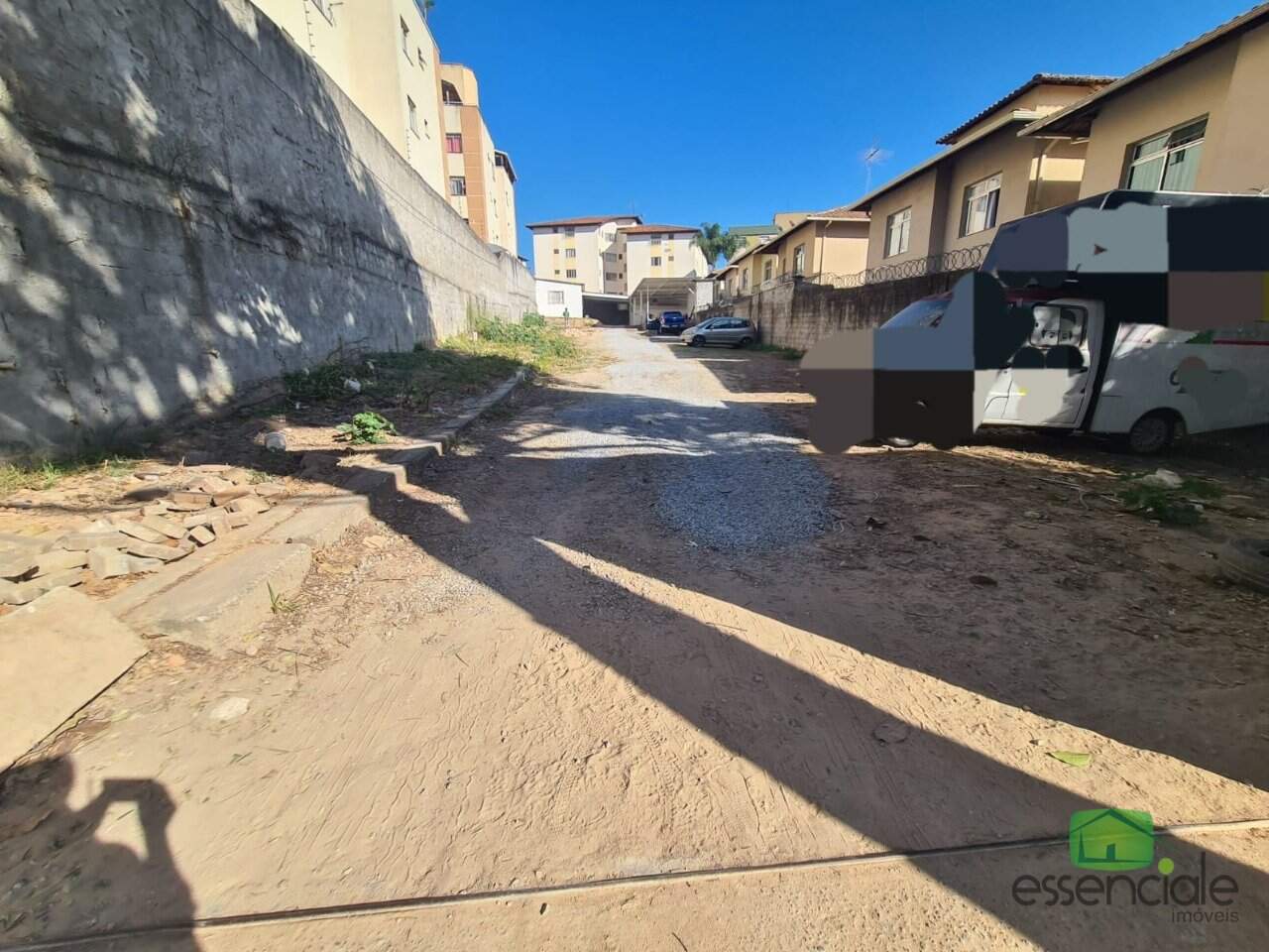 Terreno à venda, 805m² - Foto 1