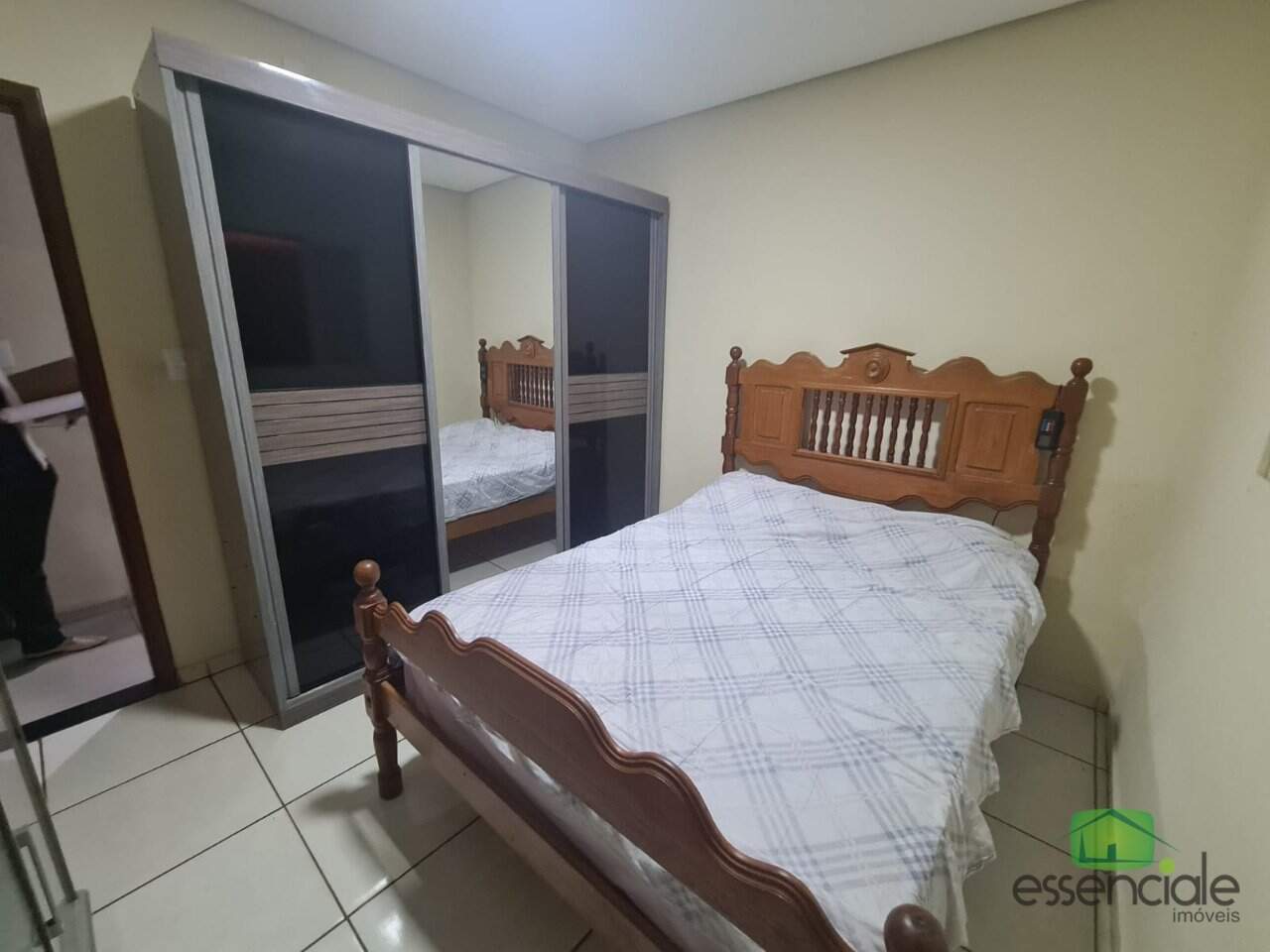 Casa à venda com 3 quartos, 264m² - Foto 8