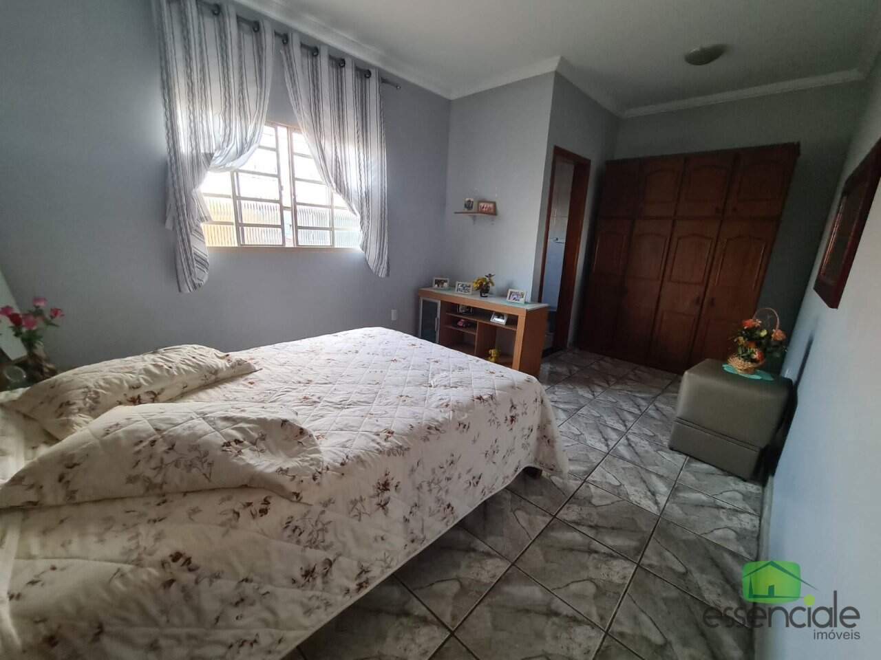 Prédio Inteiro à venda com 4 quartos, 90m² - Foto 16