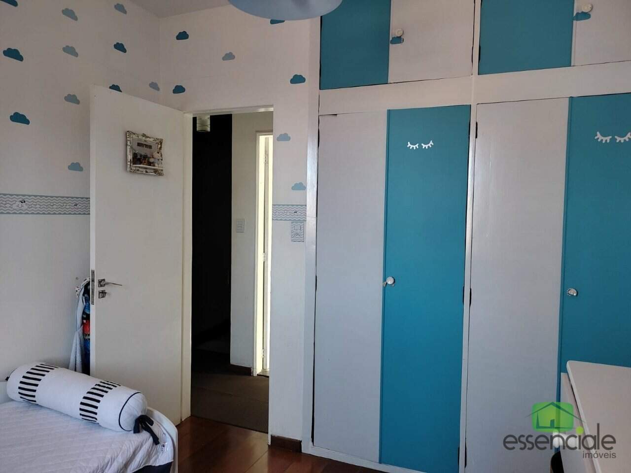 Casa à venda com 2 quartos, 75m² - Foto 12