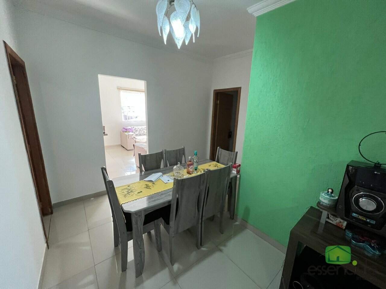 Casa à venda com 3 quartos, 270m² - Foto 9