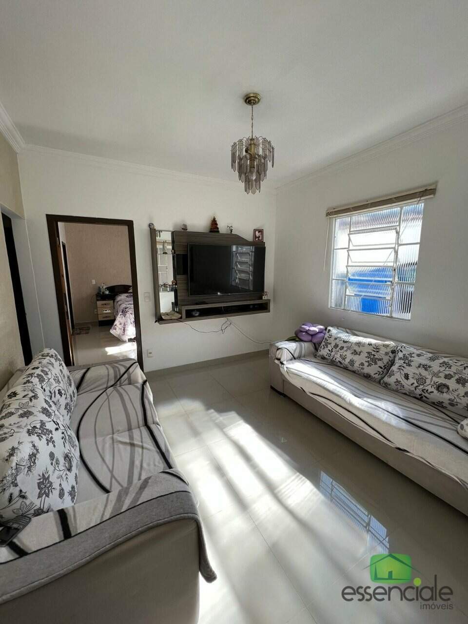 Casa à venda com 3 quartos, 270m² - Foto 5