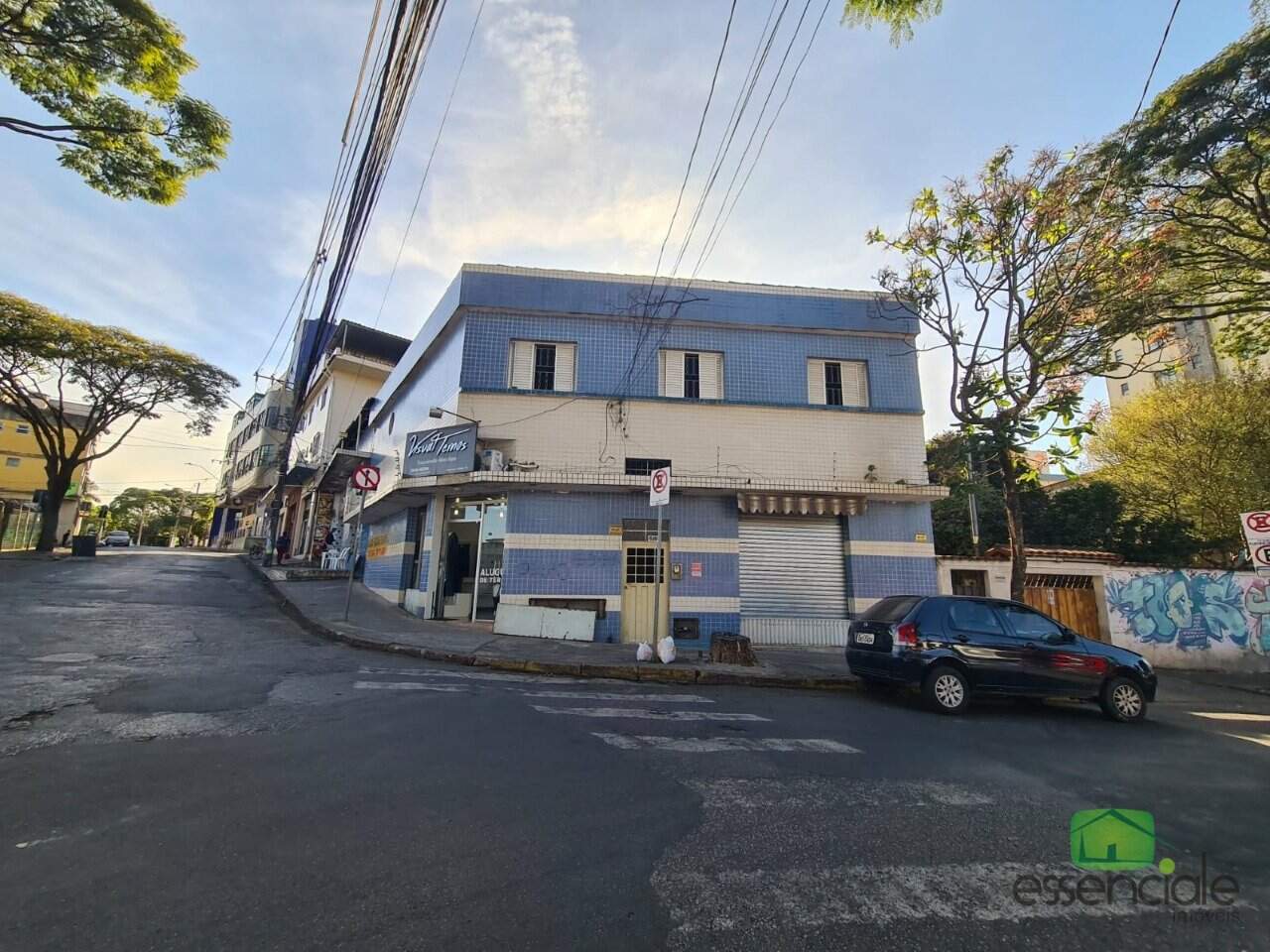 Prédio Inteiro à venda com 3 quartos, 360m² - Foto 2