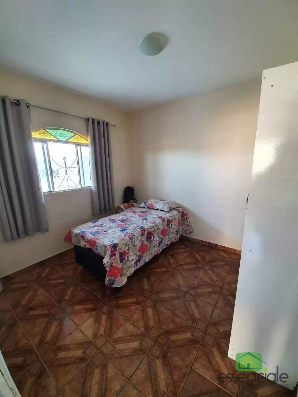 Casa à venda com 3 quartos, 220m² - Foto 12