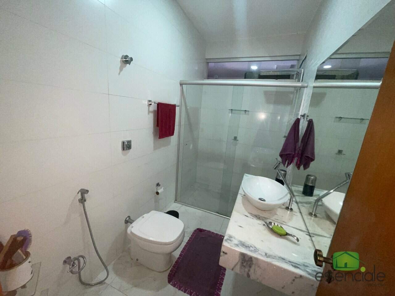 Casa à venda com 3 quartos, 220m² - Foto 18