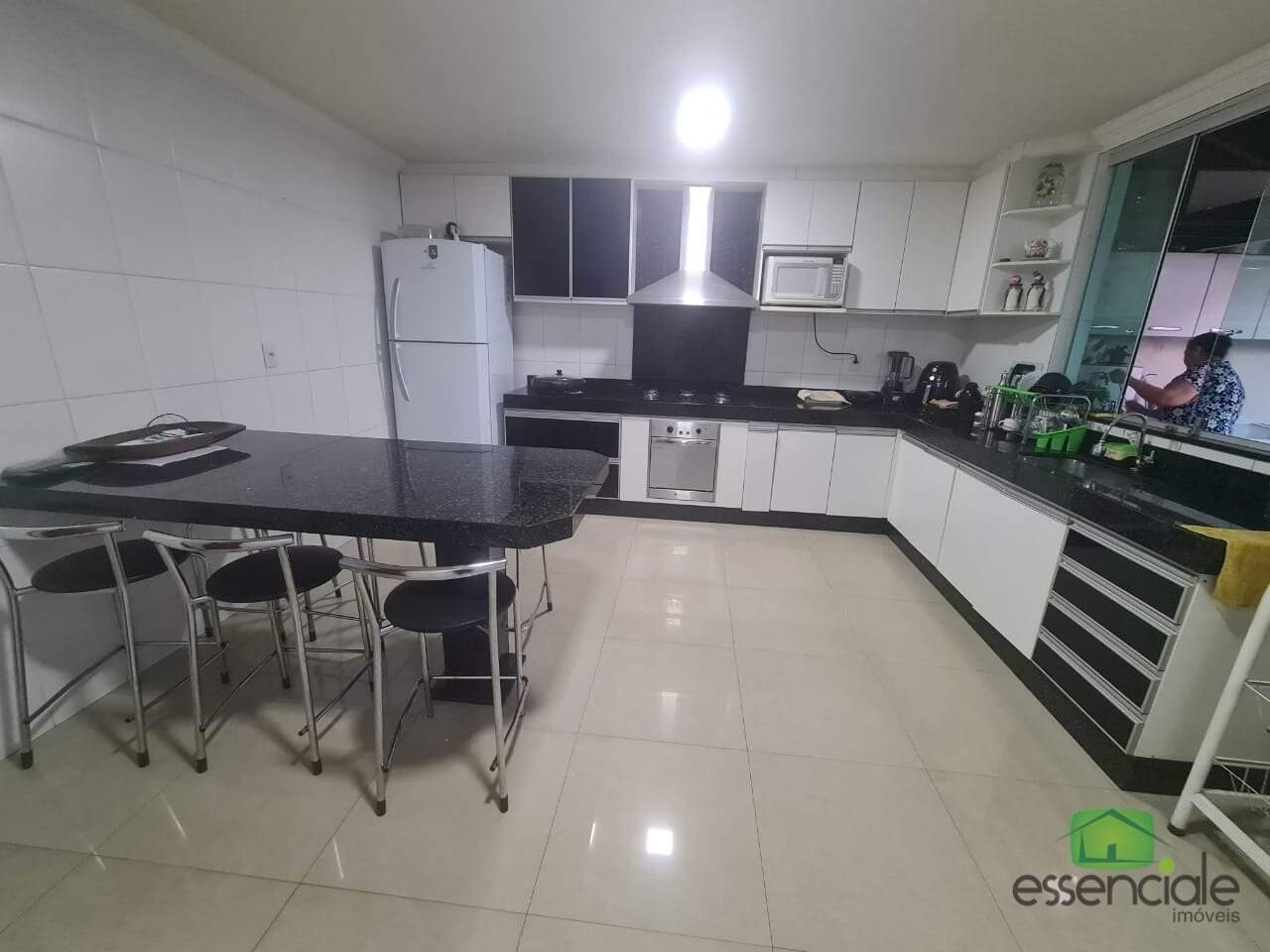 Casa à venda com 3 quartos, 115m² - Foto 14