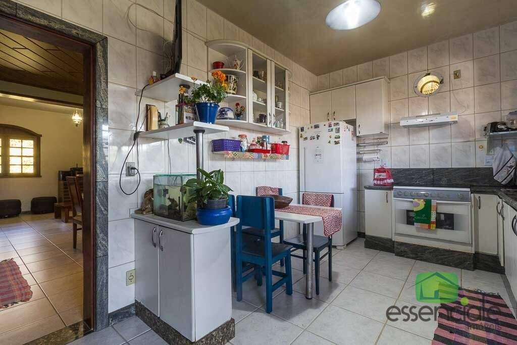 Casa à venda com 3 quartos, 180m² - Foto 19