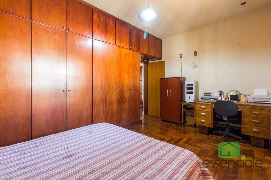 Casa à venda com 3 quartos, 180m² - Foto 15