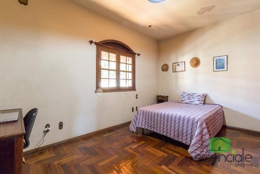 Casa à venda com 3 quartos, 180m² - Foto 17