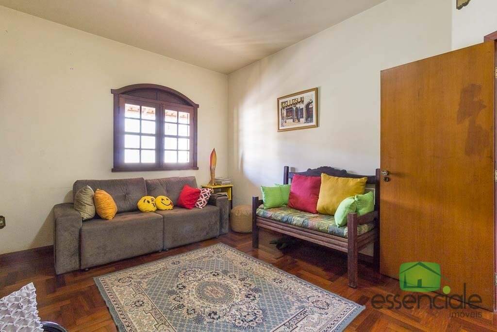 Casa à venda com 3 quartos, 180m² - Foto 7