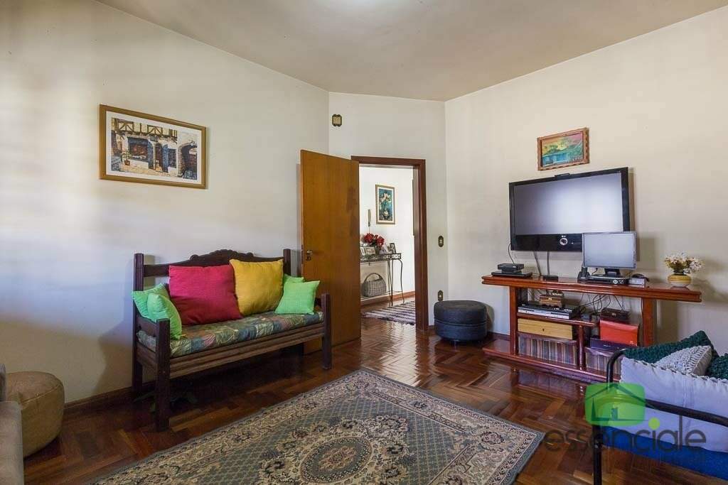 Casa à venda com 3 quartos, 180m² - Foto 8