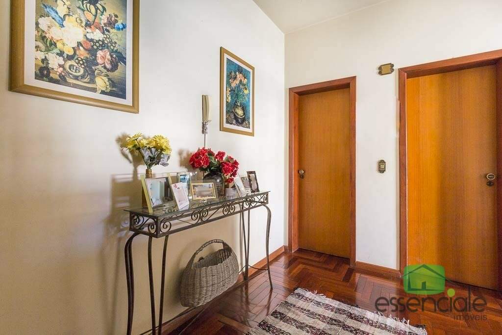 Casa à venda com 3 quartos, 180m² - Foto 10