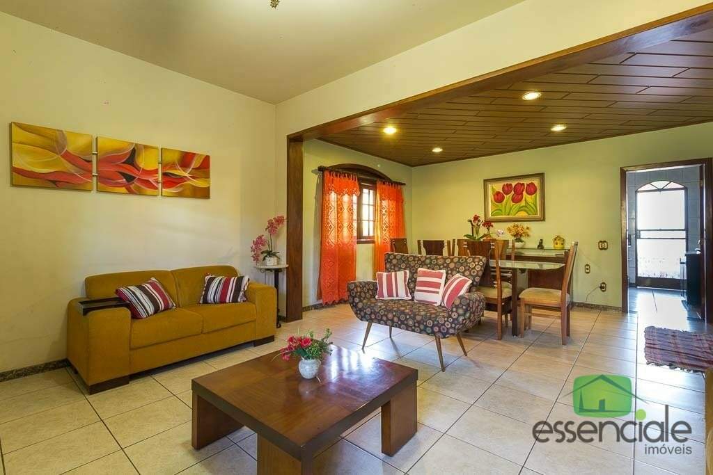 Casa à venda com 3 quartos, 180m² - Foto 6