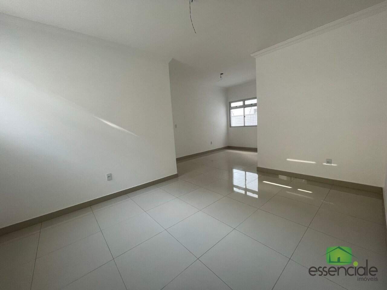 Apartamento à venda com 3 quartos, 100m² - Foto 5