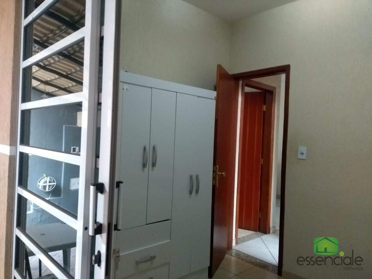 Casa à venda com 3 quartos, 200m² - Foto 12