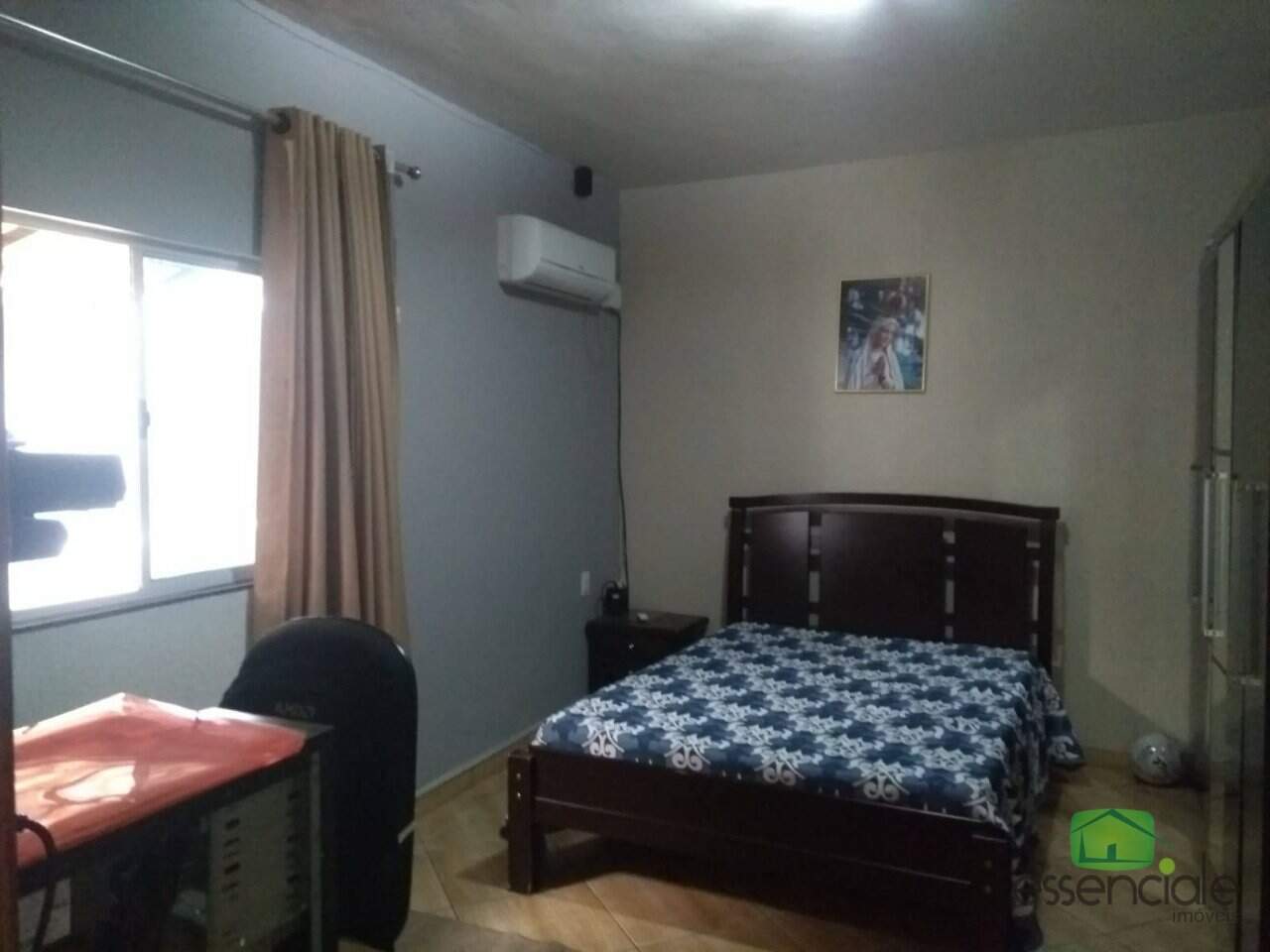 Casa à venda com 3 quartos, 200m² - Foto 4