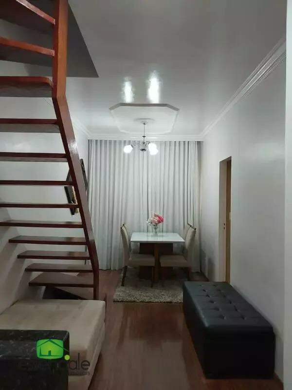 Cobertura à venda com 3 quartos, 80m² - Foto 1