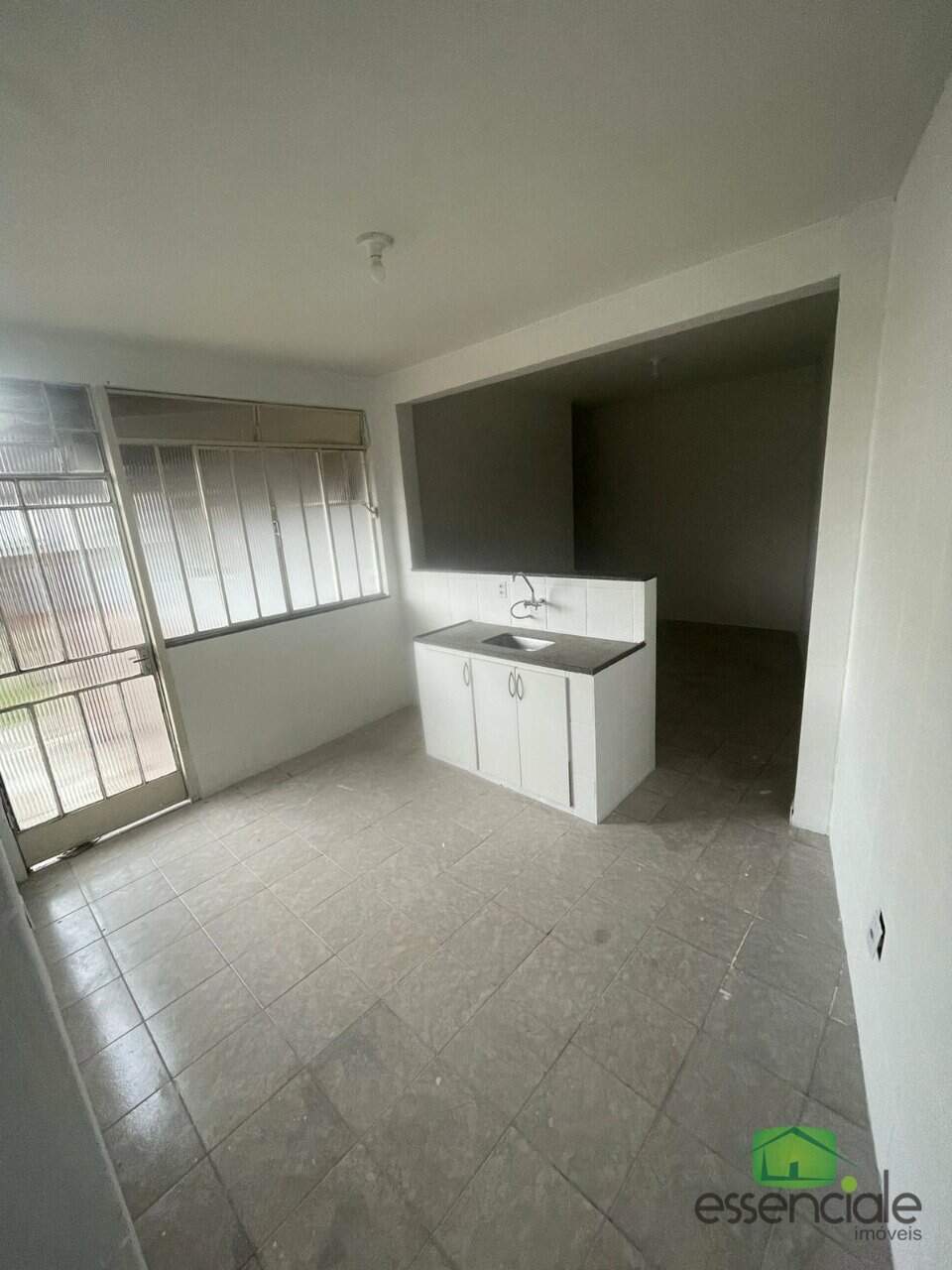 Casa à venda com 3 quartos, 460m² - Foto 6