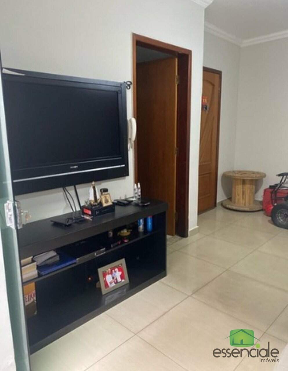 Apartamento à venda com 3 quartos, 68m² - Foto 3