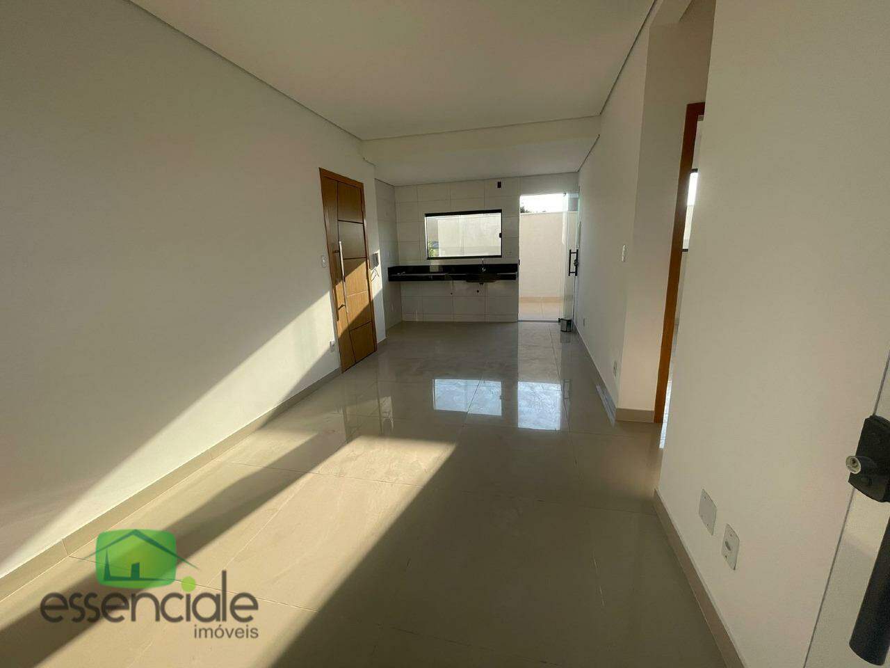 Apartamento à venda com 2 quartos, 58m² - Foto 3