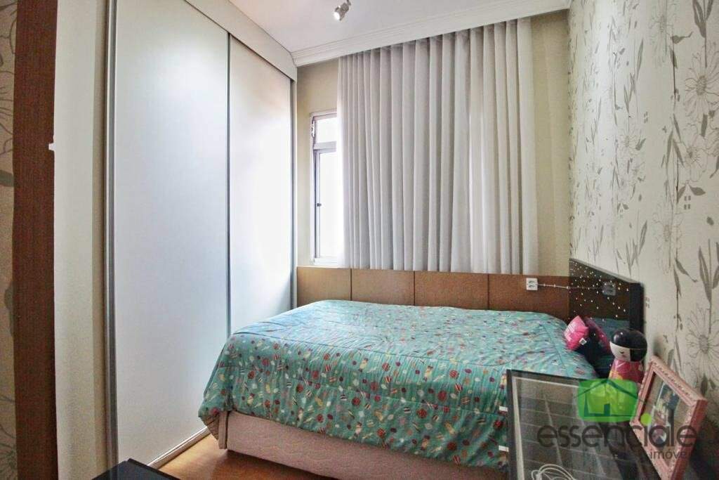 Apartamento à venda com 3 quartos, 97m² - Foto 8