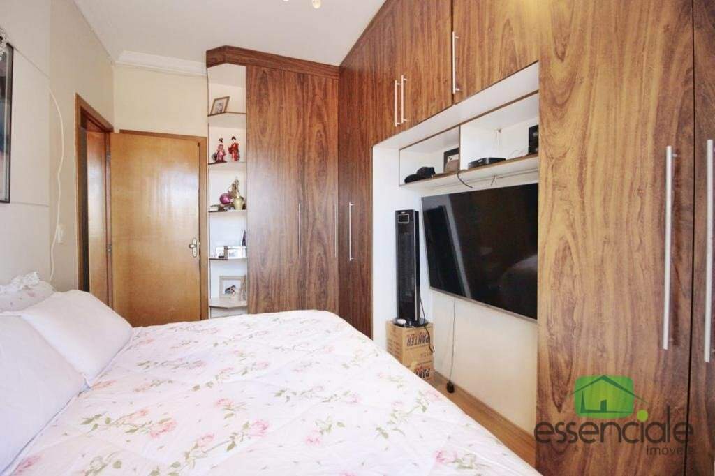 Apartamento à venda com 3 quartos, 97m² - Foto 12