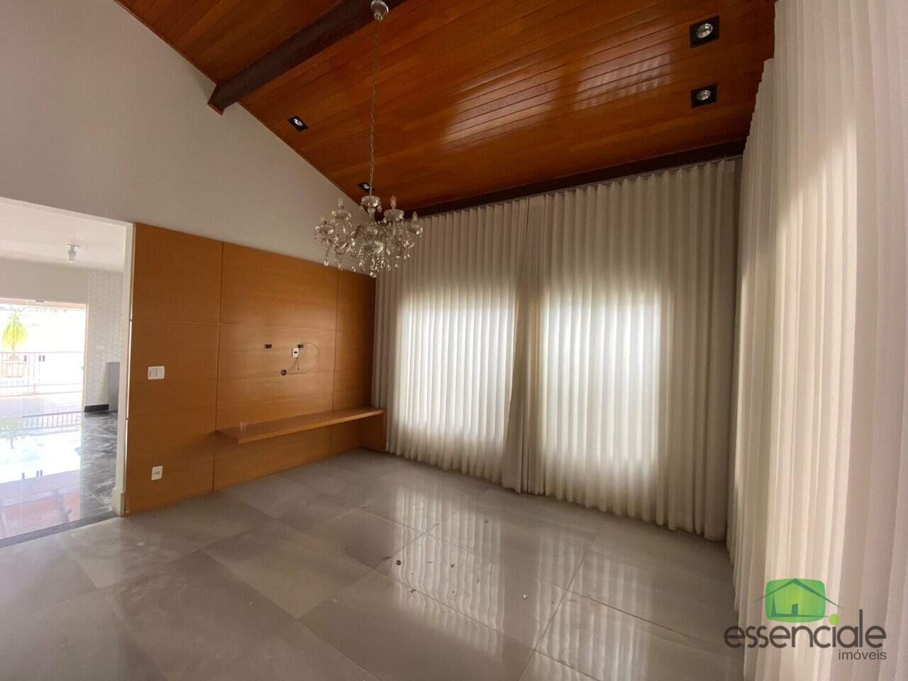 Casa à venda com 3 quartos, 360m² - Foto 3