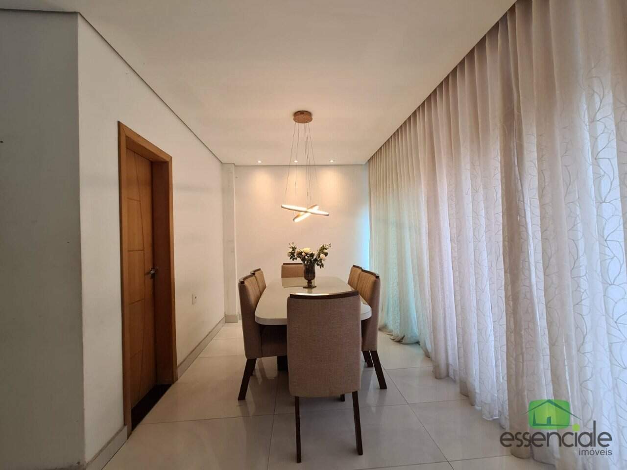 Casa à venda com 4 quartos, 360m² - Foto 5