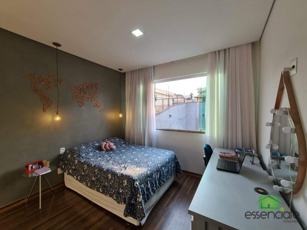 Casa à venda com 4 quartos, 360m² - Foto 14