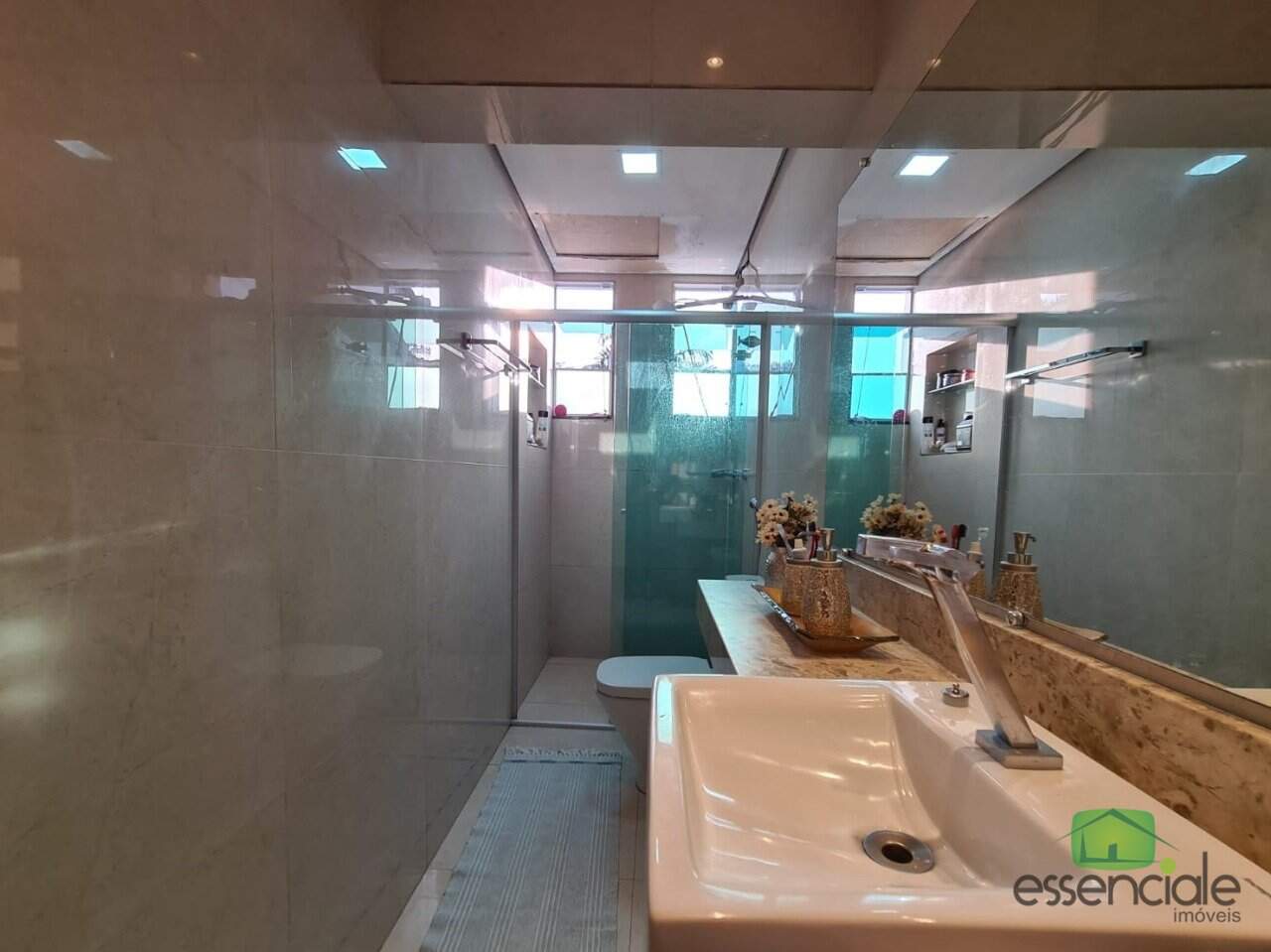 Casa à venda com 4 quartos, 360m² - Foto 17