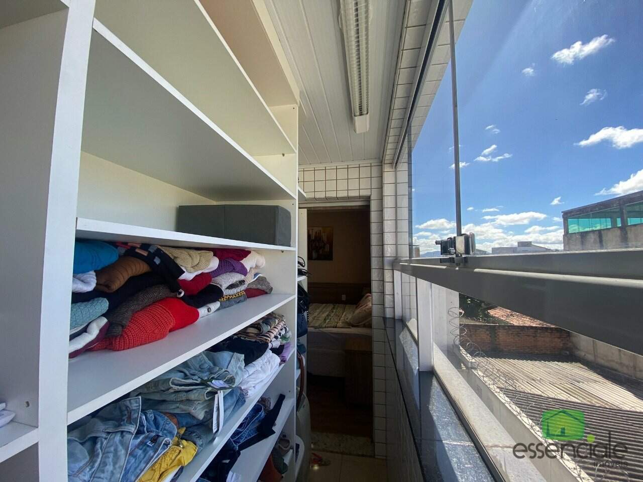 Apartamento à venda com 3 quartos, 210m² - Foto 12