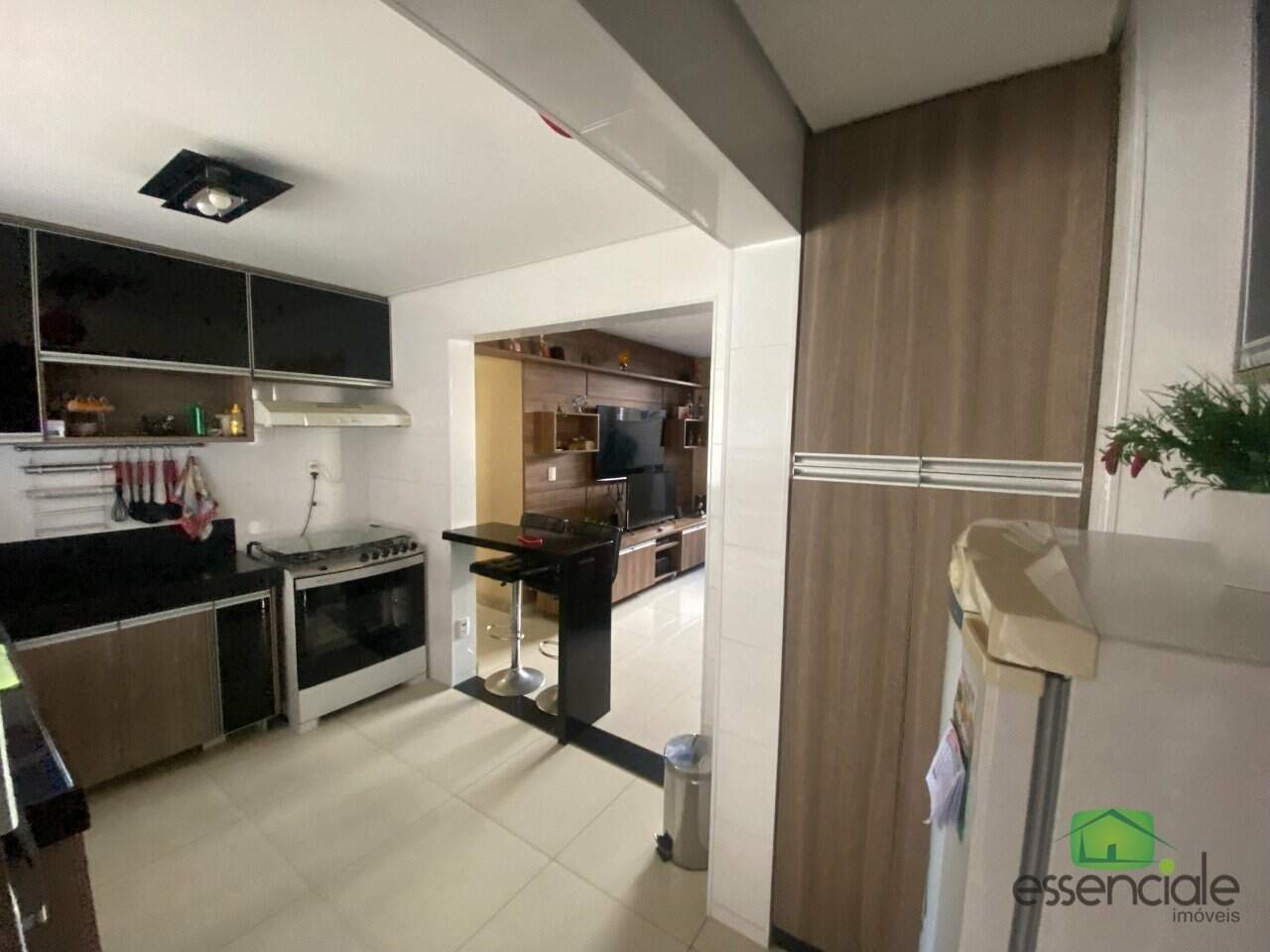 Apartamento à venda com 3 quartos, 210m² - Foto 16