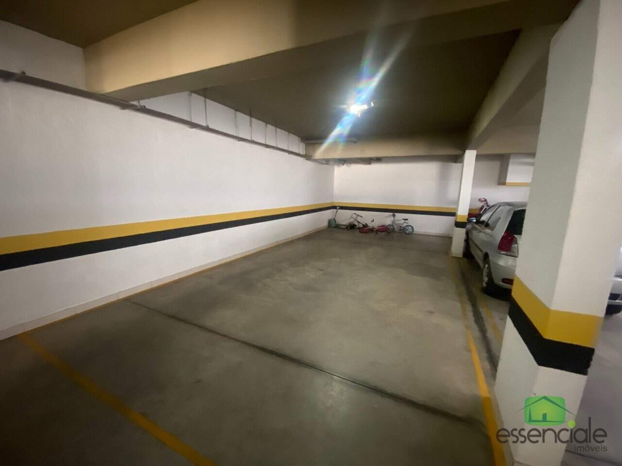 Apartamento à venda com 3 quartos, 210m² - Foto 21