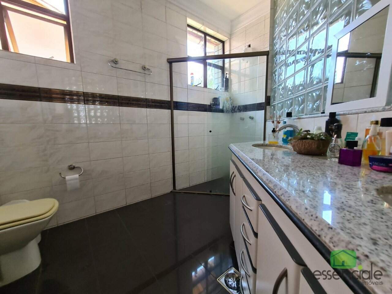 Casa à venda com 4 quartos, 397m² - Foto 10