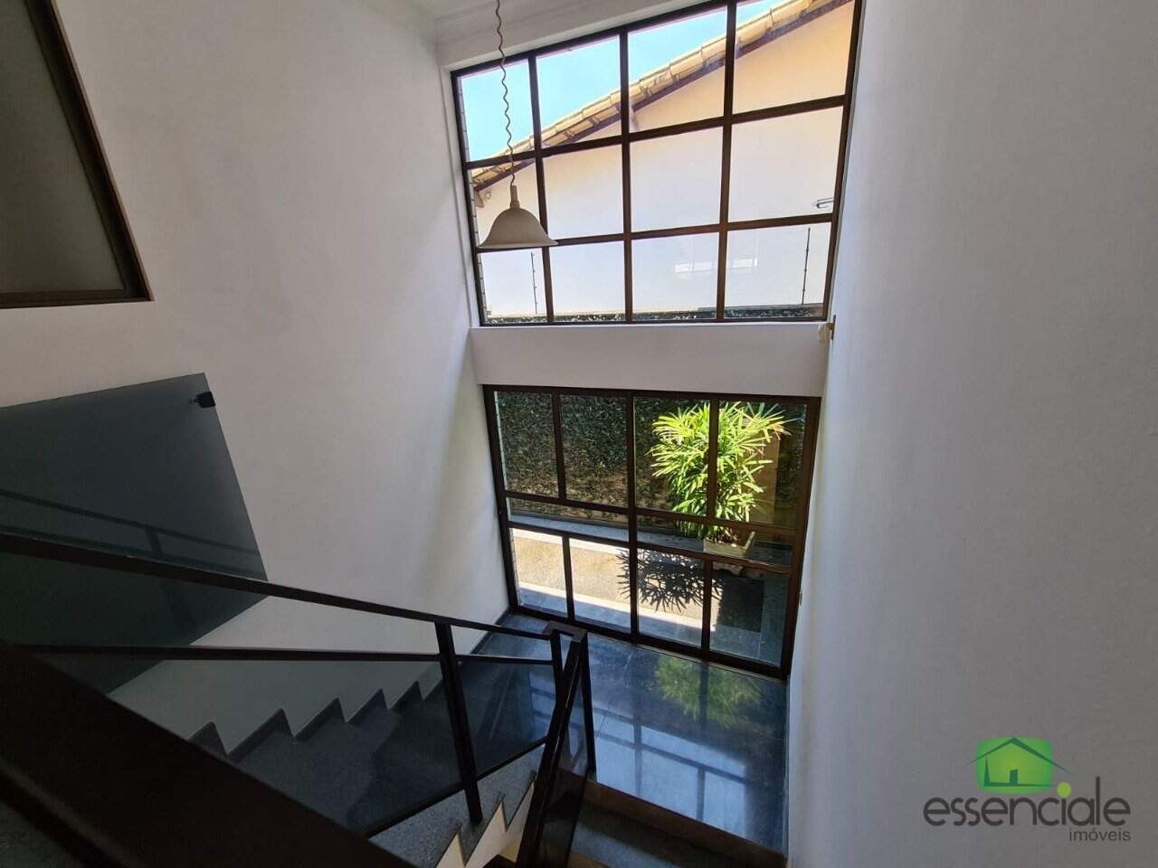 Casa à venda com 4 quartos, 397m² - Foto 18