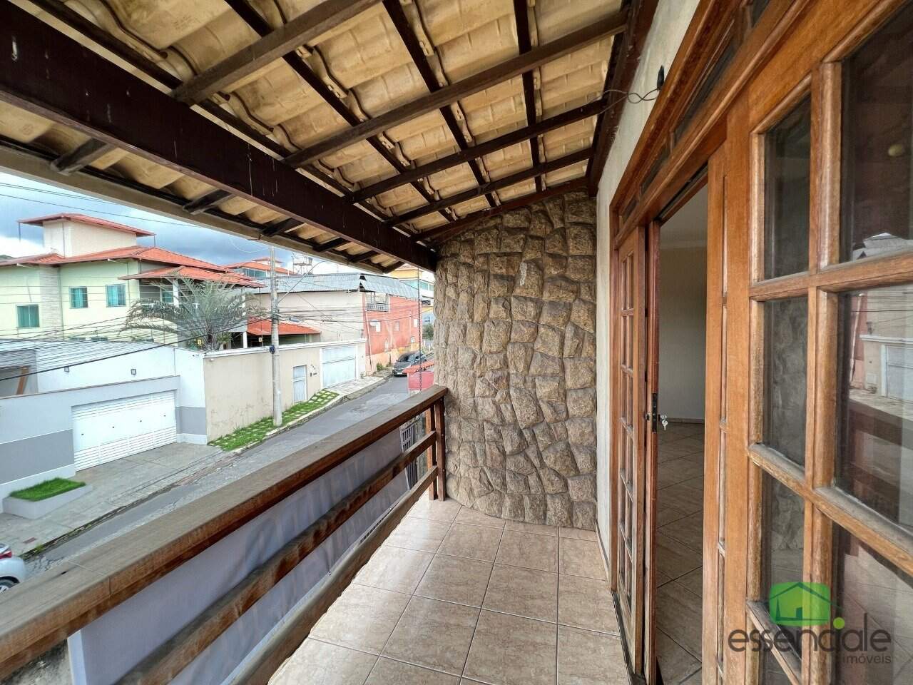 Casa à venda com 4 quartos, 360m² - Foto 10