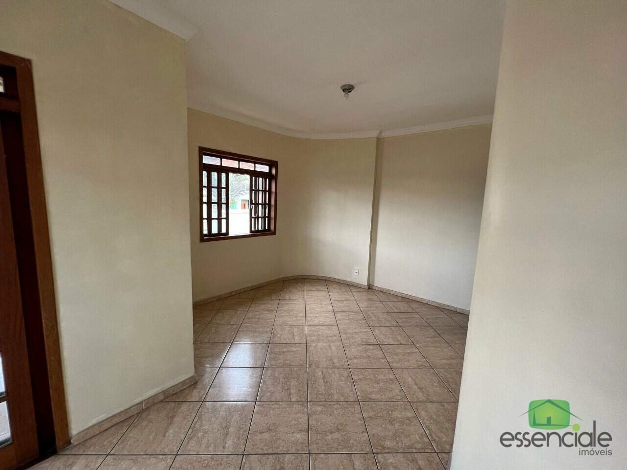 Casa à venda com 4 quartos, 360m² - Foto 13