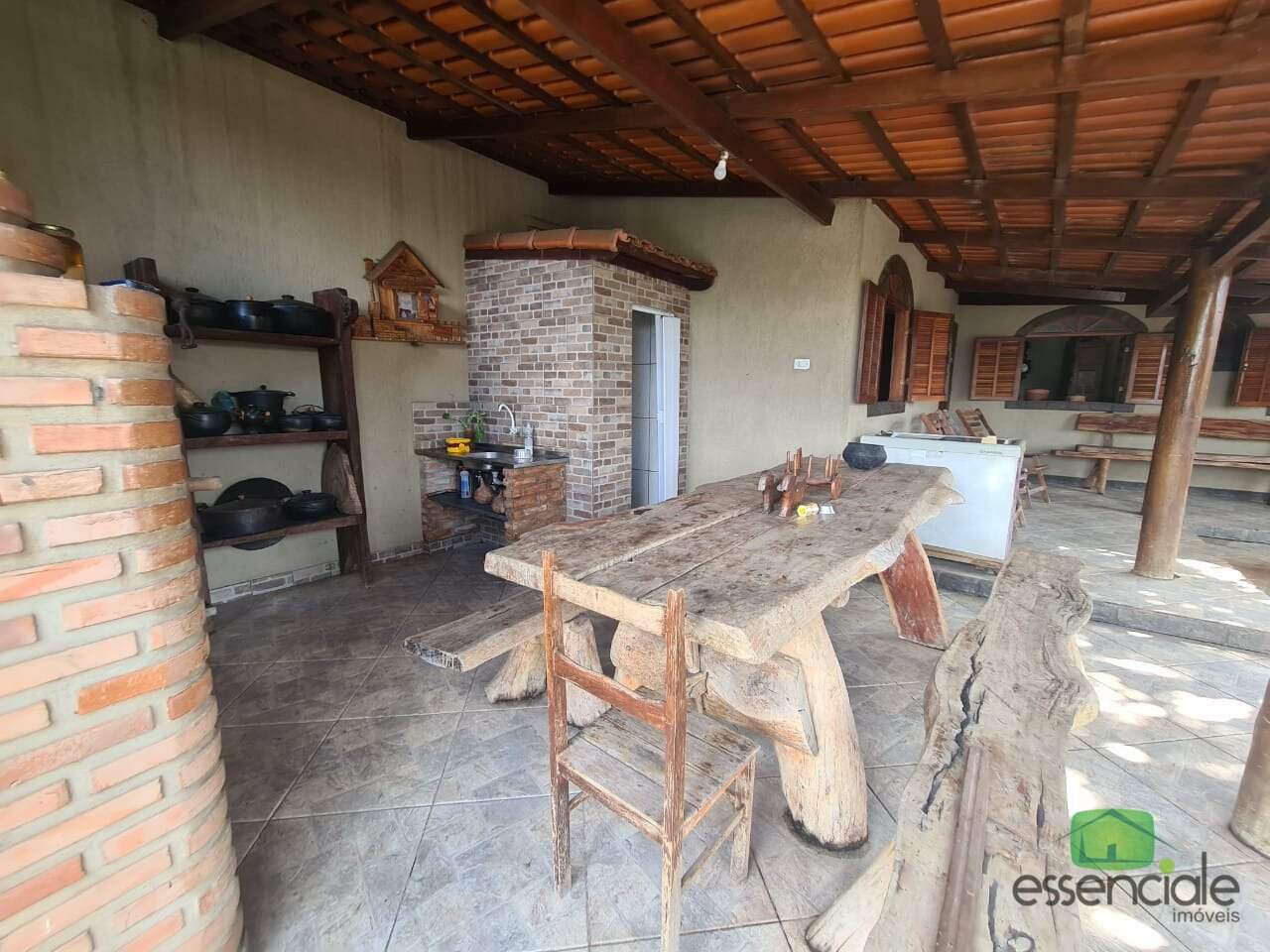 Casa à venda com 4 quartos, 300m² - Foto 23