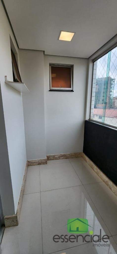 Cobertura à venda com 4 quartos, 200m² - Foto 12