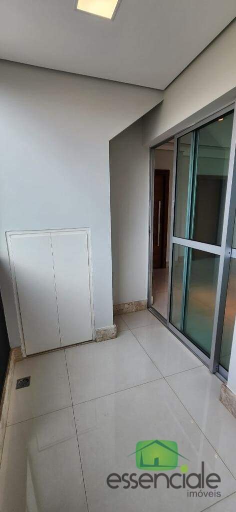 Cobertura à venda com 4 quartos, 200m² - Foto 13