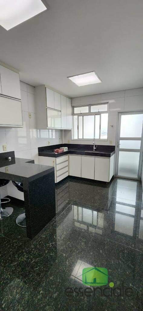 Cobertura à venda com 4 quartos, 200m² - Foto 16