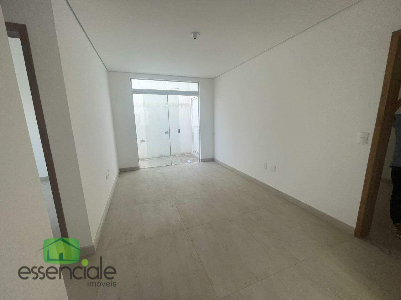 Apartamento à venda com 2 quartos, 47m² - Foto 3