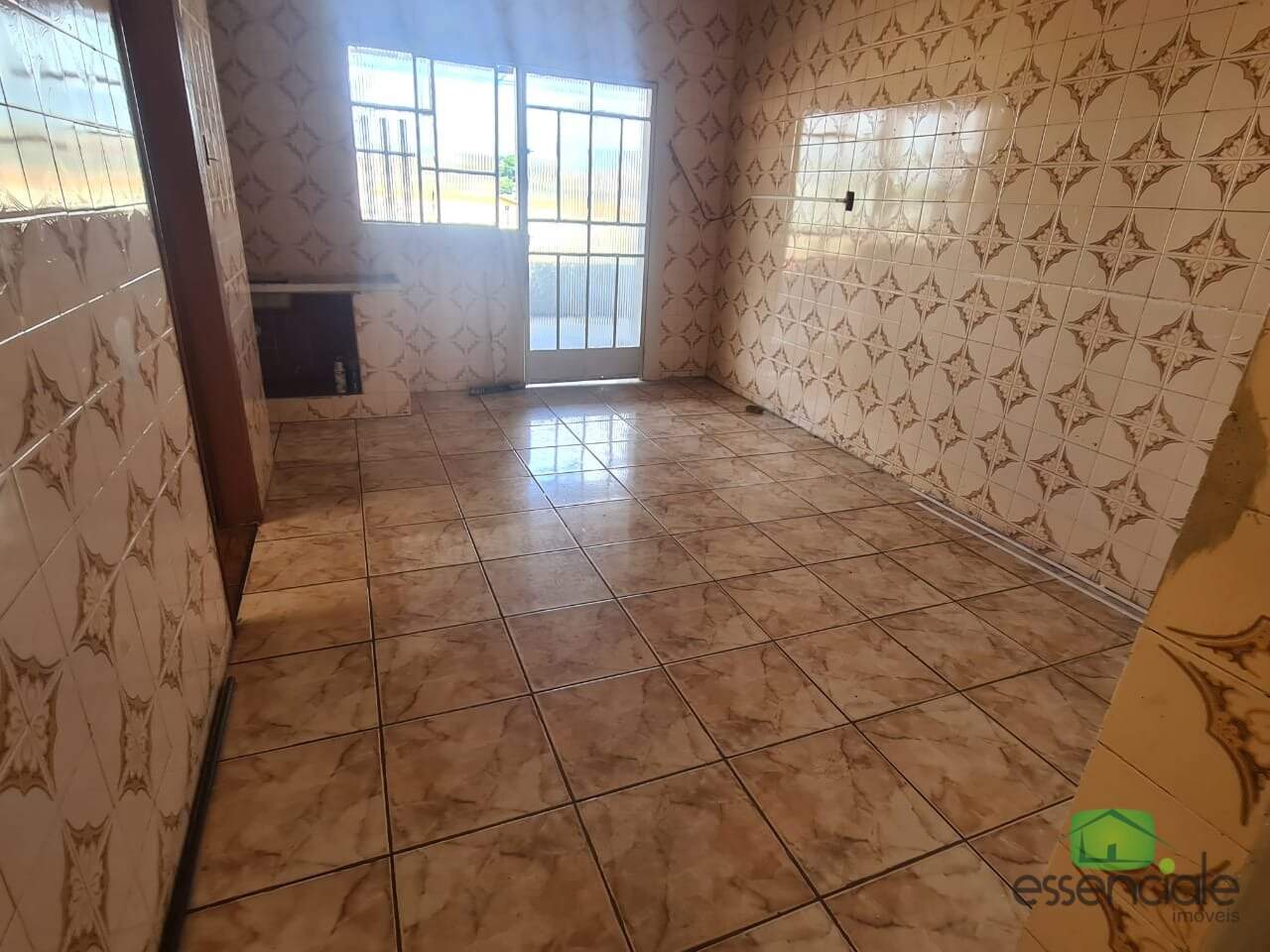 Casa à venda com 3 quartos, 90m² - Foto 19