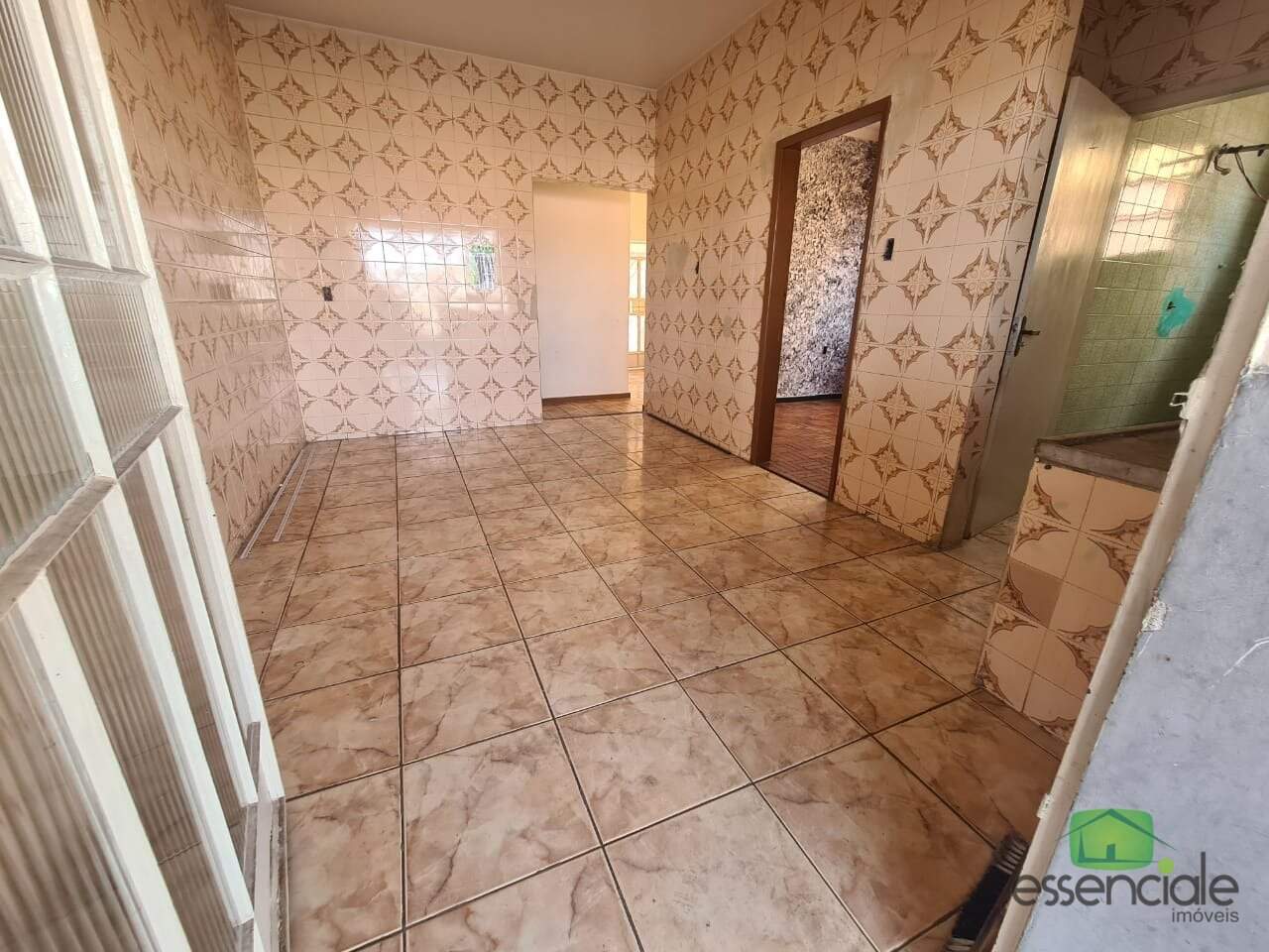 Casa à venda com 3 quartos, 90m² - Foto 10