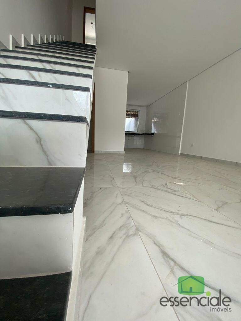 Casa à venda com 3 quartos, 130m² - Foto 5