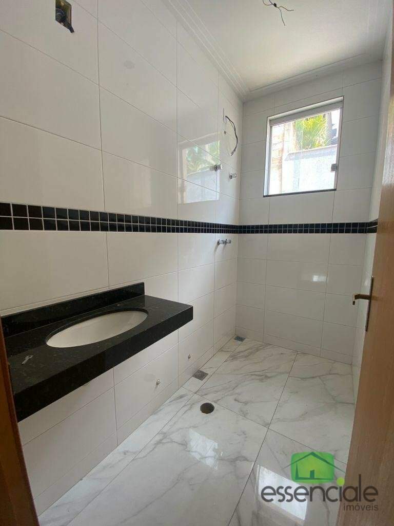 Casa à venda com 3 quartos, 130m² - Foto 14